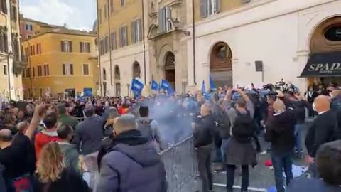 Scontri a Montecitorio 6 Aprile 2021