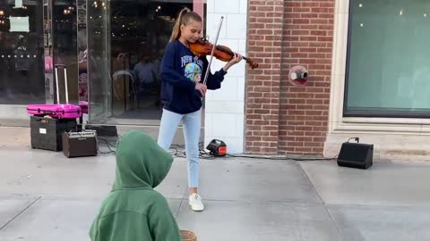 The boy kissed me during my street performance | Karolina Protsenko | Violin Cover