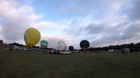 Awesome Time Lapse Video of a Hot Air Balloon Festival.