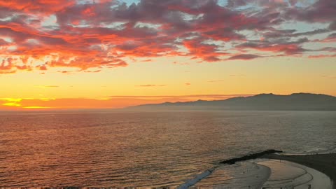 Beautiful Sunset🌇 At Venice Beach, Los Angeles America