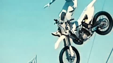 bike stunt here this Amezing