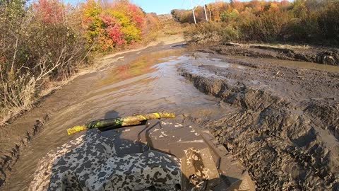 Highlifter on 35's Mudding