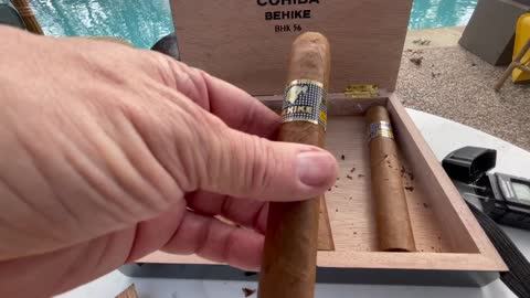 Cigar Boxing Cohiba Behike