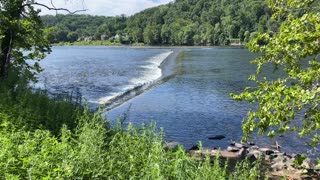 30 seconds of water and sounds Delaware River 07-2022