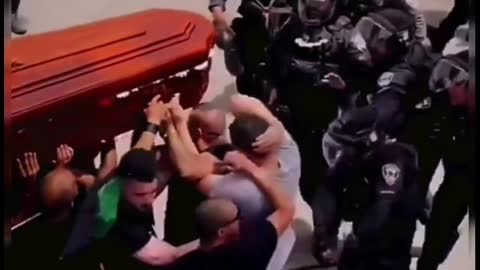 Funerale giornalista di Al Jazeera (Abu Akleh) - nessuno scandalo ?