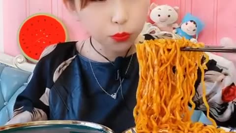 EATING CHALLENGE, 10 eggs, 10 wings, 1kg ramen | #asmr