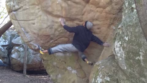 CHINESE GYMNAST V9 epic attempt