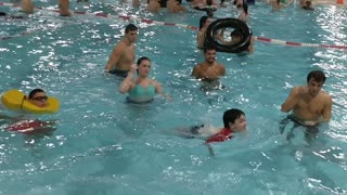 Spencer at Anchor Swimming VID_20181108_193026