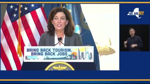 Kathy Hochul Mocks Sarah Palin During Tourism Event