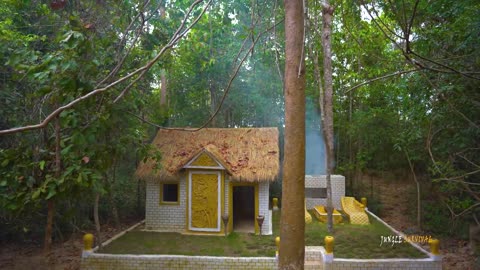 Build a house in jungle