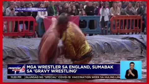 Mga wrestler saEngland,sumabak sa 'gravy wresting'