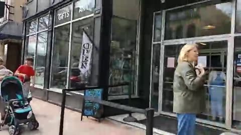 Violences against a woman as she protested a drag queen story hour @Bookery in Manchester,NH