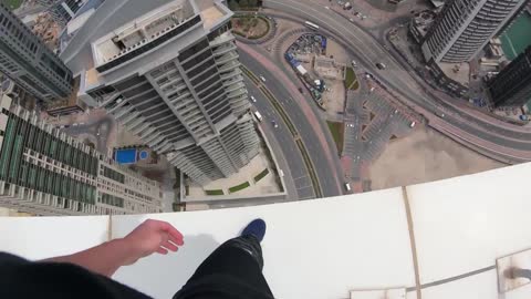 GoPro Insane Free Running On A Rooftop In Dubai