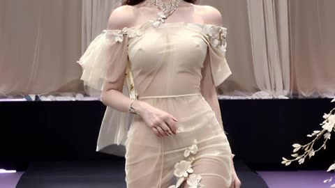 Ai girl See through underwear runway