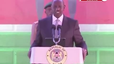 🇰🇪 Kenyan President William Ruto Warns of US Economic CRASH In Coming Weeks!