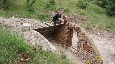 Built a dugout in the field | The Hobbit's House | Start to finish