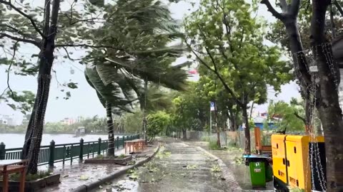 El supertifón Yagi causa al menos tres muertos en Vietnam tras su paso por China | AFP