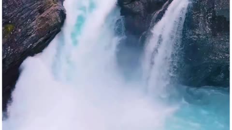 Experience The Majestic Beauty Of Niagara Fall_Beautifull View