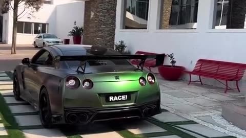 Nissan GTR