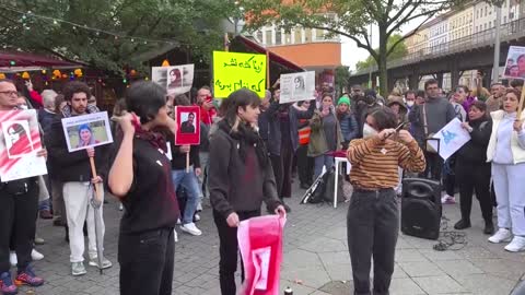 Women in Berlin protest over death of jailed Iranian woman