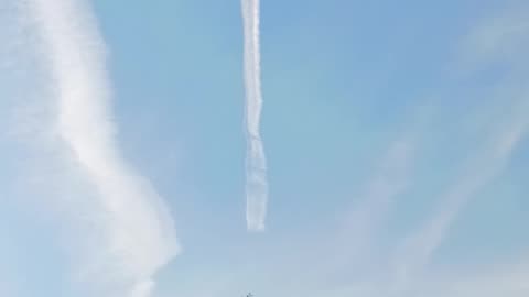 Undeniable proof there is two trails in our skies one's a contrail and the others a chemical trail