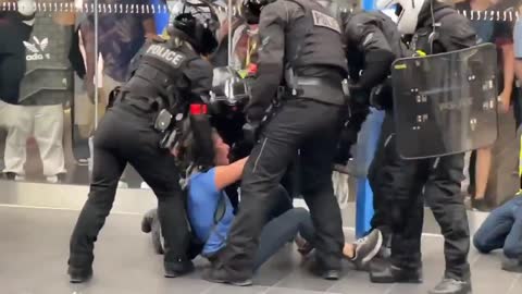 Paris: Police beat women who Entered mall without a vaccine passport