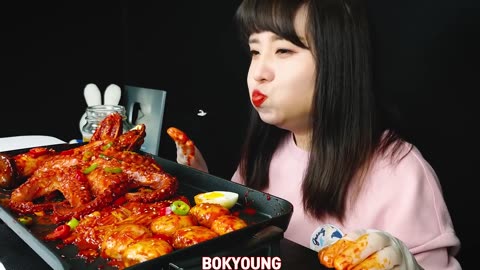 ASMR SPICY SEAFOOD and MUSHROOM (OCTOPUS, SCALLOP, ABALONE, SHRIMP, ENOKI MUSHROOM) MUKBANG