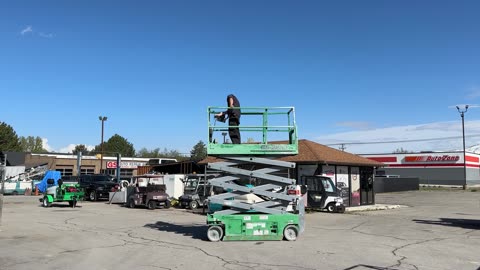 Scissor Lift 2015 Genie GS-2632 Electric 26' Platform Extendable