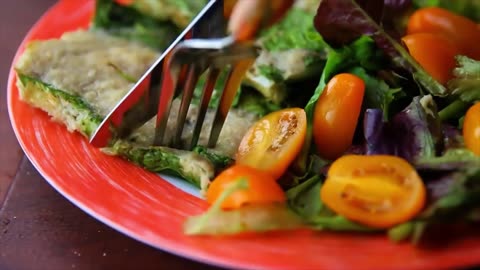 2 Simple Starters - Cabbage Beef Stir Fry and Hash Egg Bake