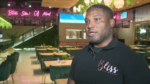 Bliss Restaurant St. Louis Says No Thanks To 20-Something 'Drama' - 30 And Up Only And They Card