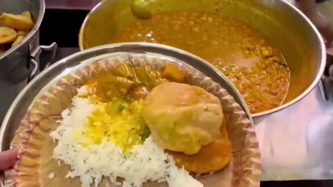 #Mayapur #mahaprasad Iskcon #Vrindavan# please subscribe and share#viral #tastyfoodvlog