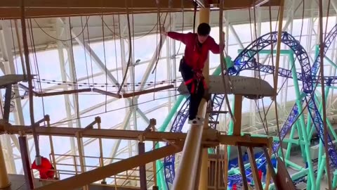 The world’s TALLEST ropes course at American Dream Mall!