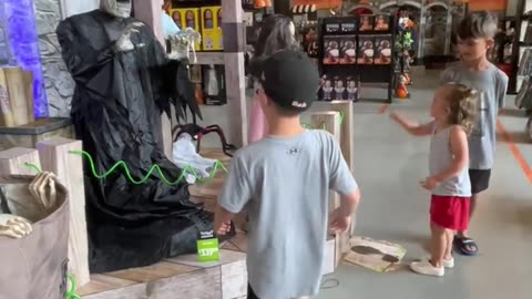 Kids Enjoy Halloween Decorations While Getting Jumpscares