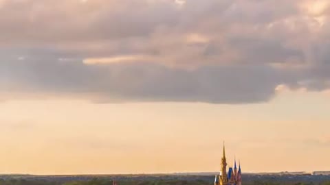 SUNSETover theMAGIC KINGDOM