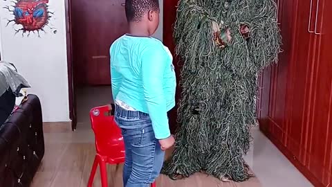 FUNNY VIDEO GHILLIE SUIT TROUBLEMAKER BUSHMAN PRANK try not to laugh Family The