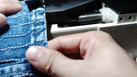 Chainstitch hemming