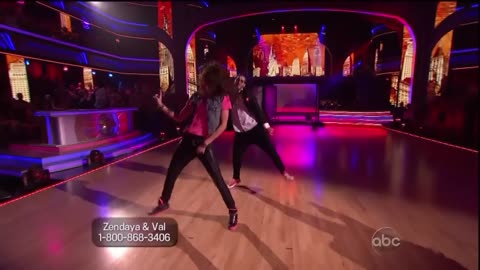 Zendaya & Valentin Chmerkovskiy - Hip-hop - Dancing With the Stars 2013 - Week 9