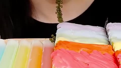 HoneyComb, Boba, Sea Grapes, Nik-l-nips #zoeyasmr #zoeymukbang #bigbites #mukbang #asmr #food #먹방 #틱