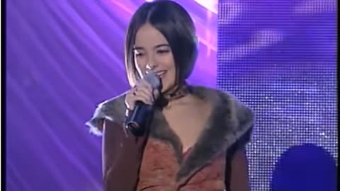 Alizee - Moi Lolita - live (HQ)