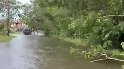 Hurricane Fiona devastates Puerto Rico, intensifies to Category 4 | USA TODAY