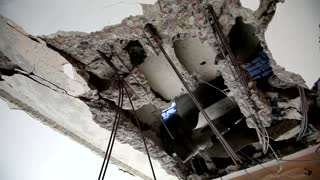 Civilian apartment buildings shelled in Kharkiv