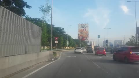 Jalan Raya Di MALAYSIA Pemandangan Yang Cantik Bersih Dan Tertib