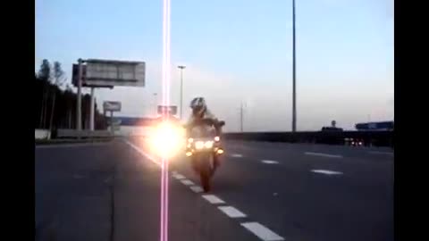 Moscow through the eyes of a biker at a speed of 282 km/h