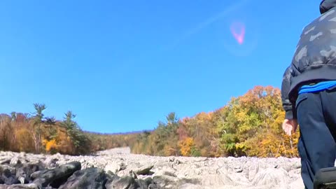 Scenic fall ride on an electric unicycle