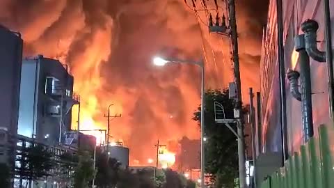 Massive Fire Accident at Chemical Factory