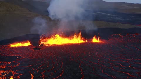 MASSIVE VOLCANO ERUPTION