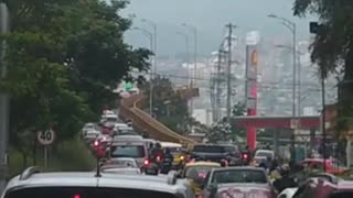 Grandes trancones en vías de Floridablanca