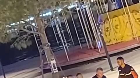 Piranjat nxjerrin VIDEO-n ku 5 policë kapen duke marrë lekë