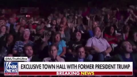 Crowd interrupts Hannity with chants of USA!!! 🥲🇺🇸