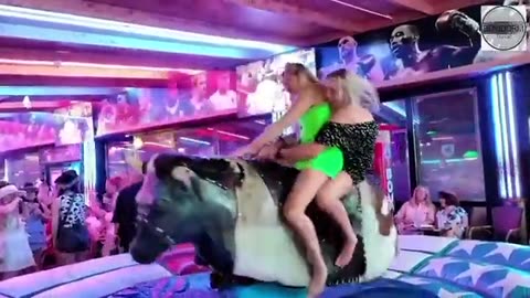 Best Bull riding challenge in Benidorm_ mechanical Bull riding